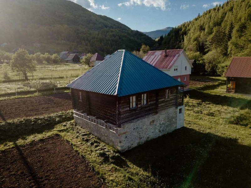 SEOSKO DOMAĆINSTVO "STARA BRVNARA" LUBNICE 2