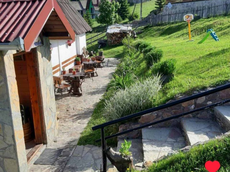 SEOSKO DOMAĆINSTVO "TMUŠIĆ" 2