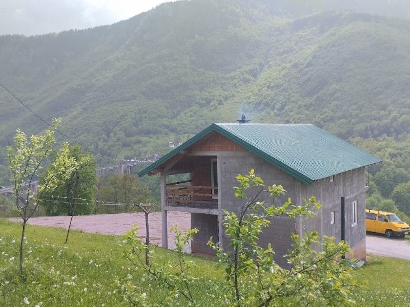 https://mnevillage.gov.me/app/storage/gallery/7db8cd70f0900ebb18bbd10c593a314a.jpg
