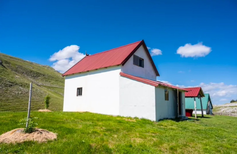 SEOSKO DOMAĆINSTVO "SINJAJEVINA HOME" 2