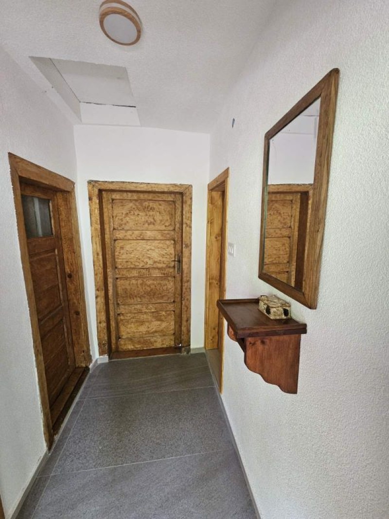 https://mnevillage.gov.me/app/storage/gallery/dd9bcd0781bb2f835423b06406251daf.jpg