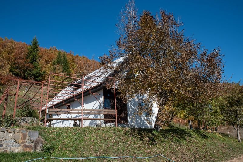 “PAPRATINE“ RURAL HOUSEHOLD