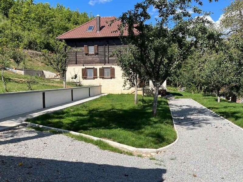 SEOSKO DOMAĆINSTVO “KULA LAZAREVA”