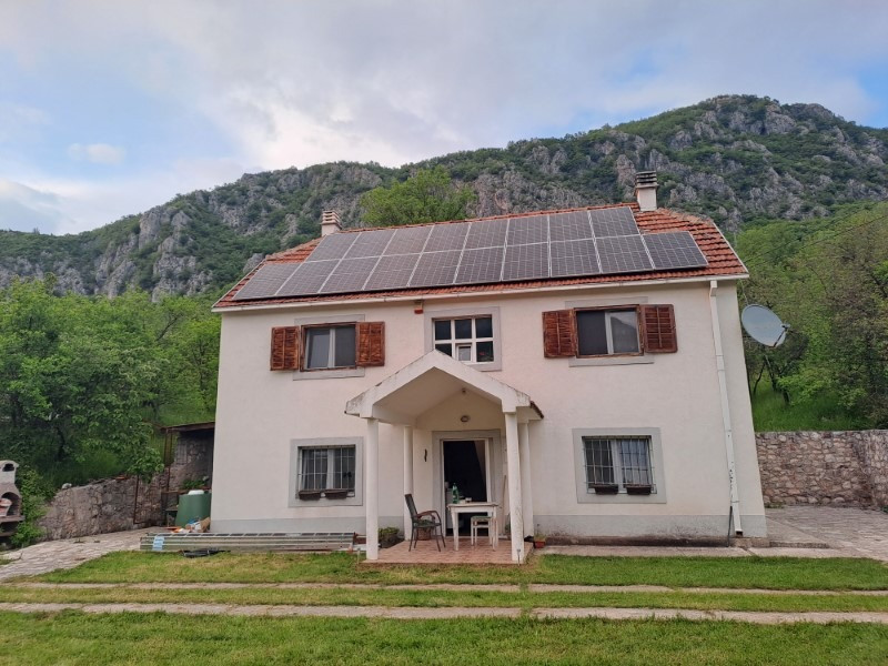 „ŽIVKOVIĆ” RURAL HOUSEHOLD