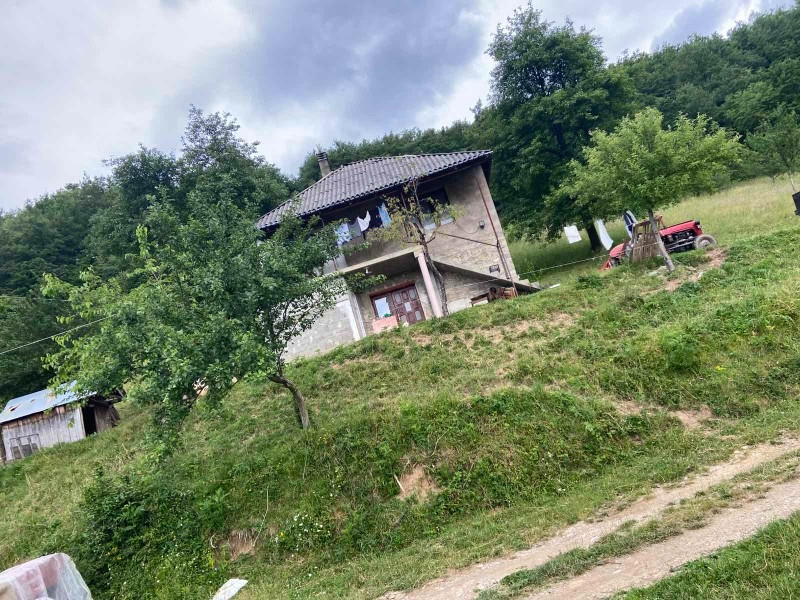 SEOSKO DOMAĆINSTVO "KORITNICA" 1