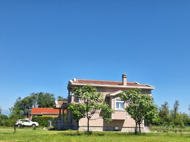 SEOSKO DOMAĆINSTVO "ČAROBNA RAVNICA" 1