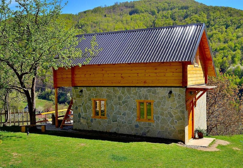 “KRALJSKA KOLIBA” RURAL HOUSEHOLD