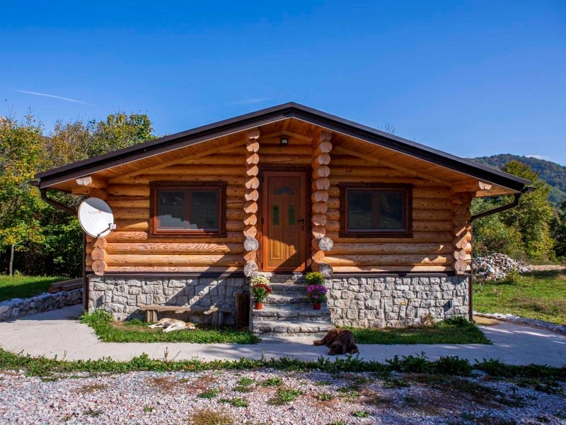 „VUČJE BRDO” RURAL HOUSEHOLD