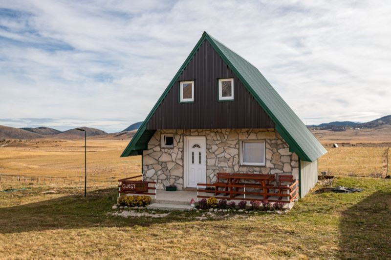 “KOVČICA” RURAL HOUSEHOLD