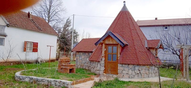 “PEKOVIĆ“ RURAL HOUSEHOLD